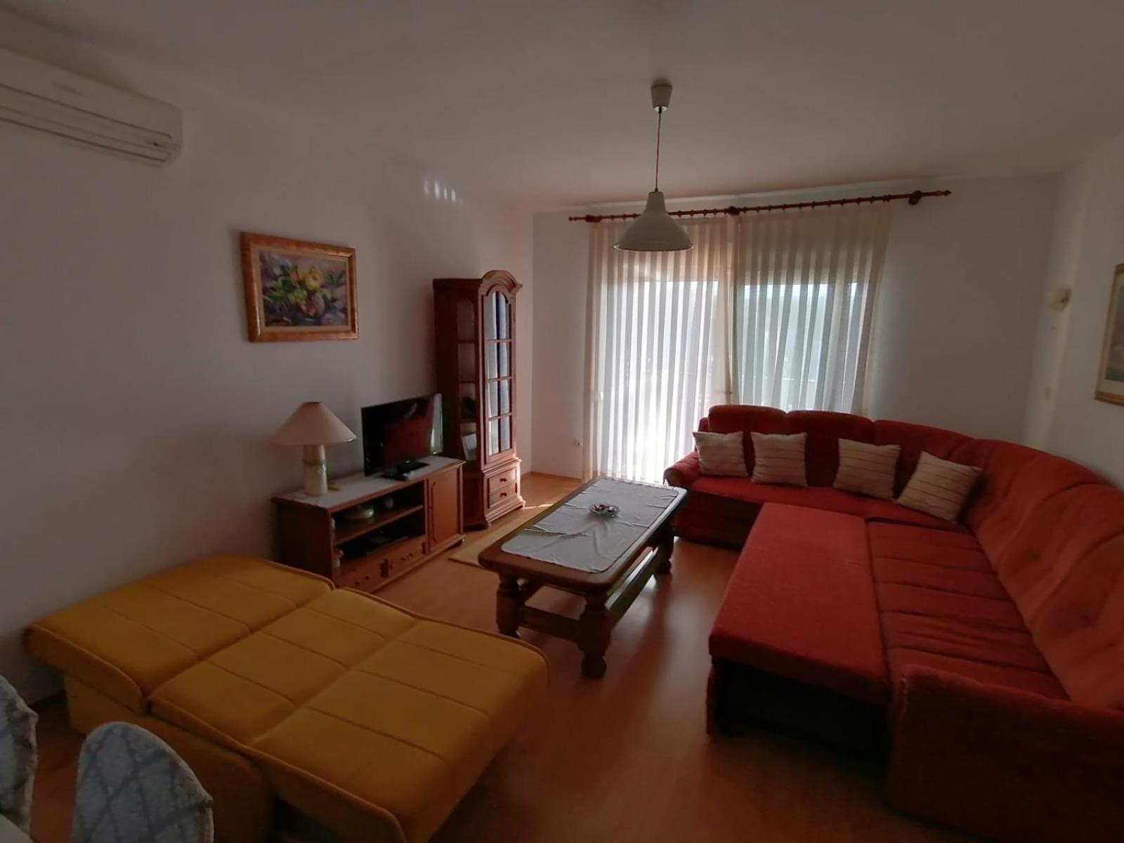 Apartman Cherry 루브스키 외부 사진